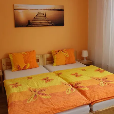 Apartman * Kobylí